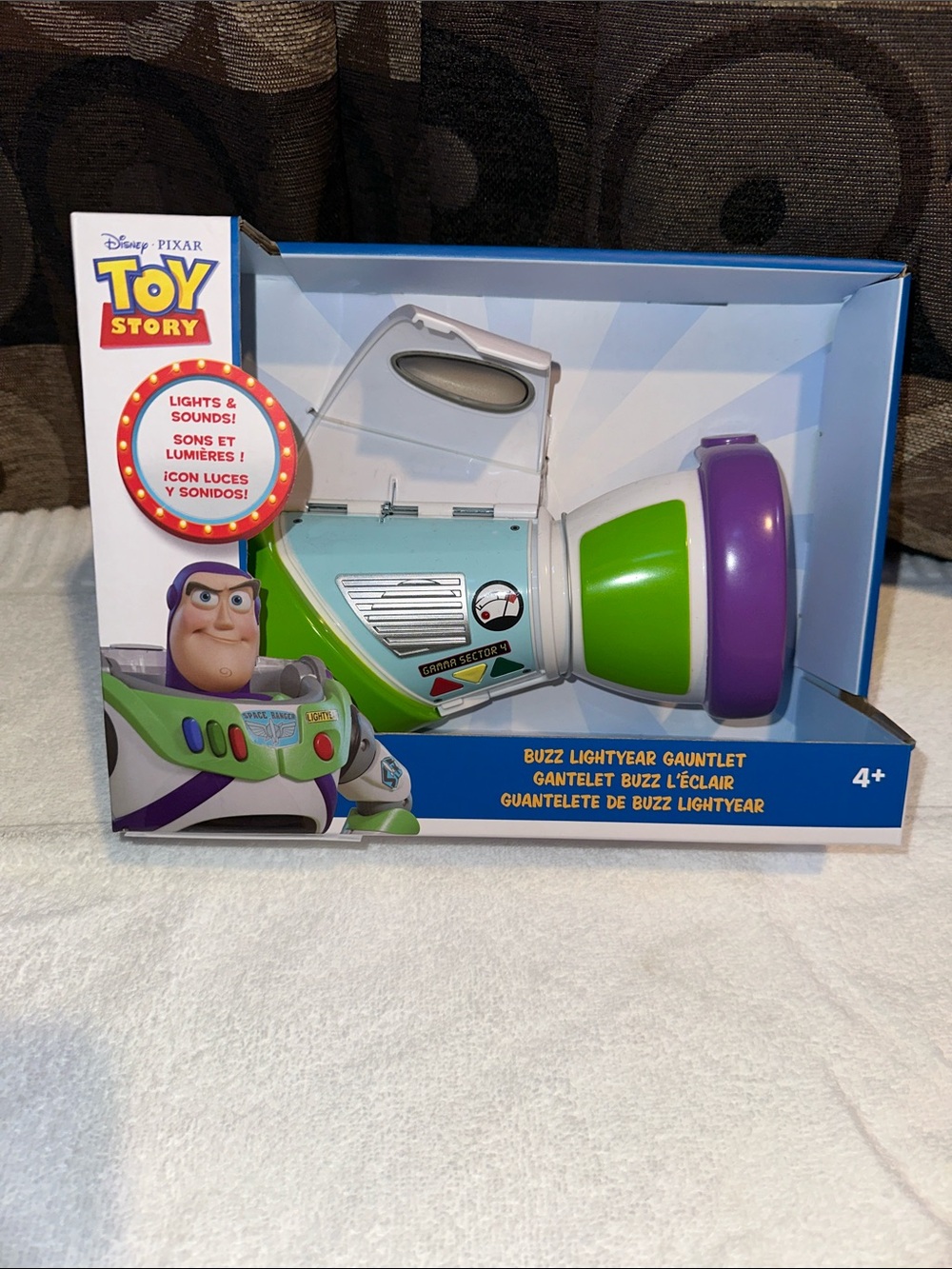 DISNEY EXCLUSIVE Buzz Lightyear Toy Story Gauntlet-White,Green&Purple BNIB